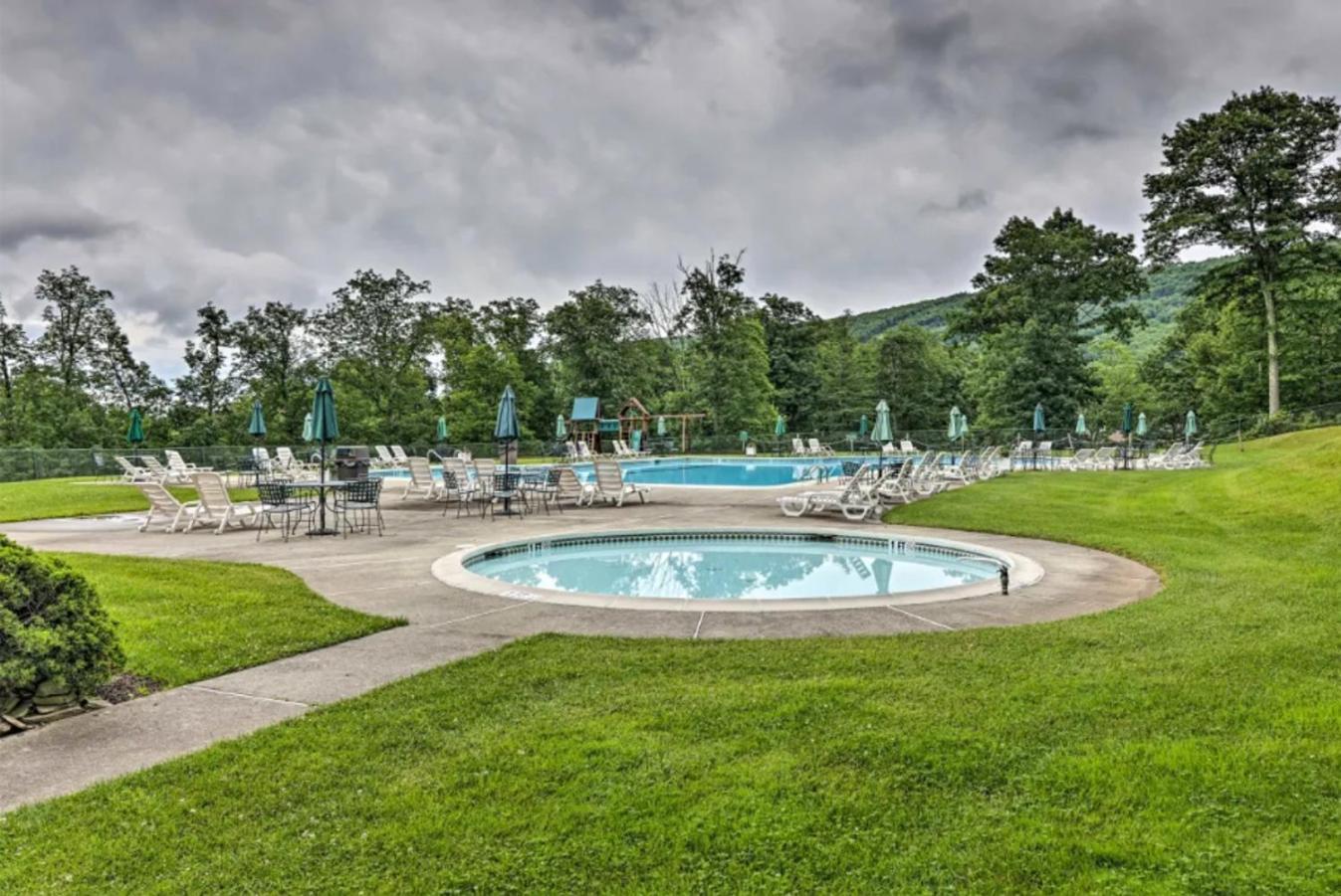 Pocono Mountain Home , Hot Tub- 1 Mile To Skiing! Tannersville Dış mekan fotoğraf